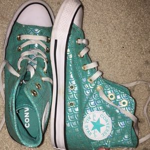 Dragon scale patterned converse.